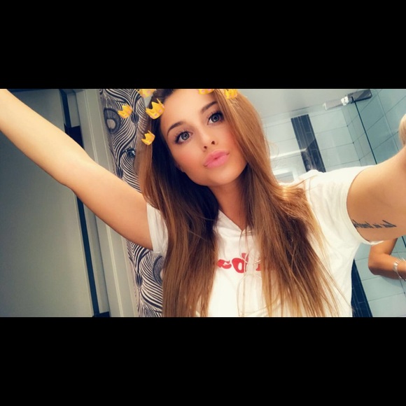 Meet your Posher, Anna - Picture 1 of 1